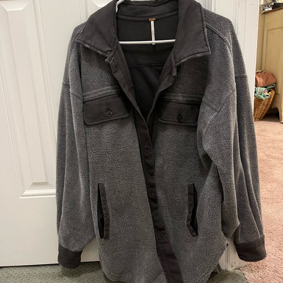 Free People Ruby Jacket / Shacket - Picture 2 of 3